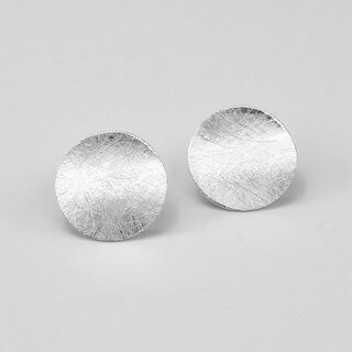 Gewlbte Ohrstecker Kreisscheibe aus eismattiertem 925er Silber - Ohrringe - Sterlingsilber