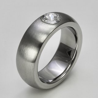 Ring aus mattiertem und poliertem Edelstahl mit hochwertig geschliffenem weißen Glasstein - 8 mm - Fingerring - Größe 50