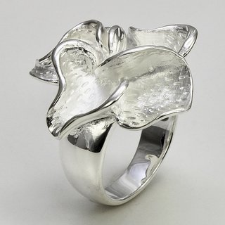 Ring groe Blume aus massivem 925er Silber - ziselierter Fingerring - Sterlingsilber - Gre 60