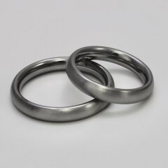 Schlichter Bandring aus Edelstahl - 4 mm - Partnerring - Freundschaftsring - Fingerring - Größe 72