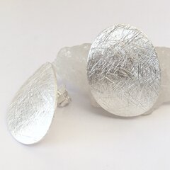 Ovale große Ohrstecker aus 925er Silber mit eismatter...