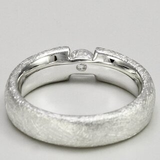 Bombierter Ring aus eismattiertem 925er Silber mit Zirkonia- 5 mm - Spannringeffekt - Sterlingsilber - Gre 54