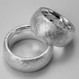 Breiter bombierter Ring starker Begleiter aus eismatt gecrashtem 925er Silber- 11 mm - Sterlingsilber - Gre 68