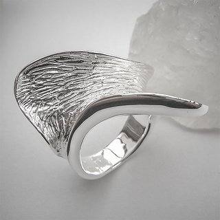 Auffälliger Ring Welle aus 925er Silber - Fingerring aus Sterlingsilber