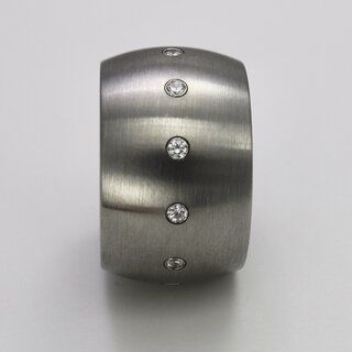 Aufflliger Ring aus edel mattiertem Edelstahl mit zwlf weien Zirkonia - 15 mm - Edelstahlring - Gre 52