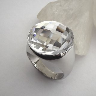 Aufflliger Ring aus Edelstahl mit glitzerndem Glasstein - Gre 54