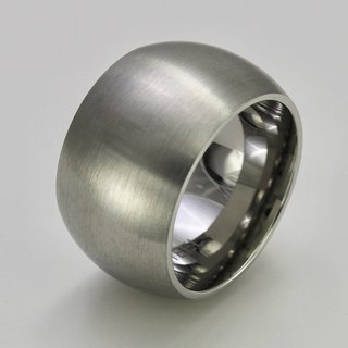 Aufflliger breiter Ring aus mattiertem Edelstahl - 15mm - Edelstahlring - Gre 54