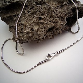 Halskette aus Edelstahl