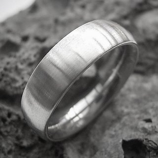 Bandring aus fein mattiertem Edelstahl - 6 mm - Fingerring - Bre 52